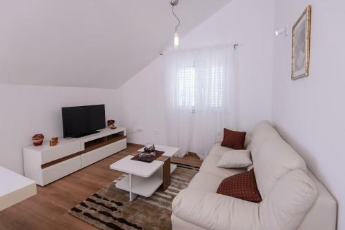 Apartments Violeta 2