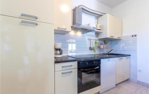 Apartment Kastel Stari 19
