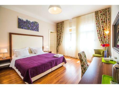 Hostal Bastion Luxury Rooms