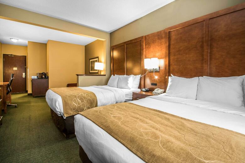 Hotel Comfort Suites