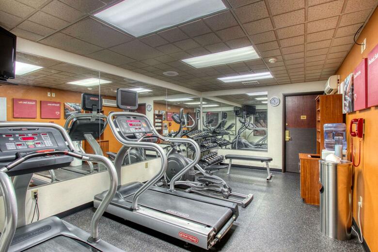 Hotel Comfort Suites