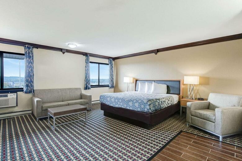 Hotel Econo Lodge (madison)