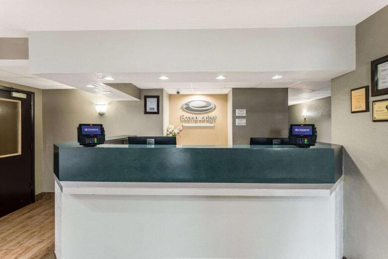 Hotel Econo Lodge (madison)