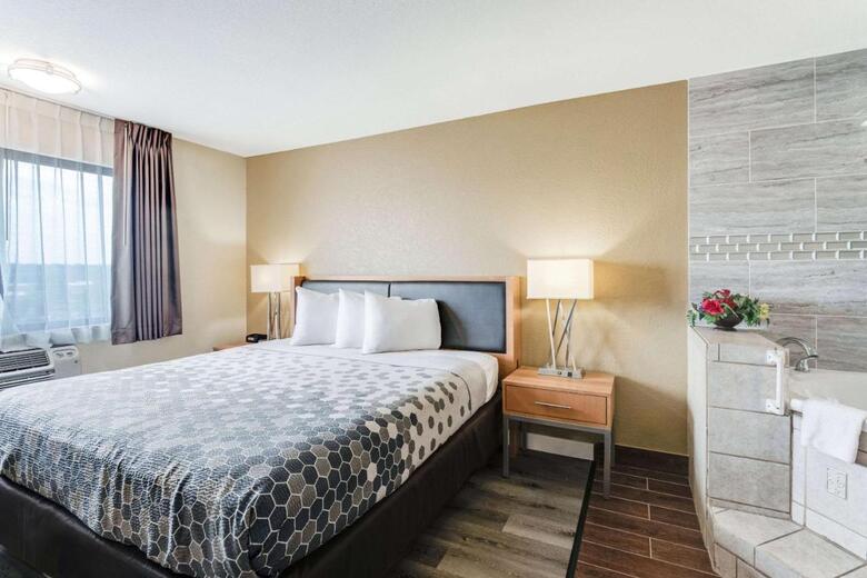 Hotel Econo Lodge (madison)