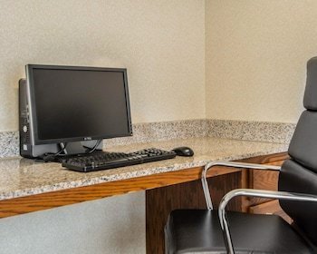 Hotel Sleep Inn & Suites
