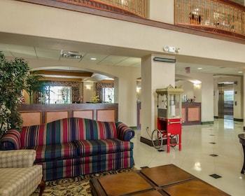 Hotel Sleep Inn & Suites