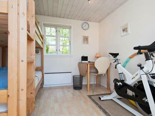 Three-bedroom Holiday Home In Grenaa 11
