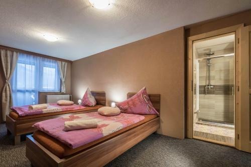 Hostal Privat U Marka