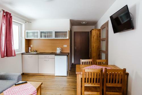 Apartments Kvasni?n�k