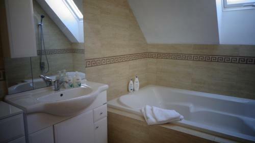 Hostal Penzion Marriot