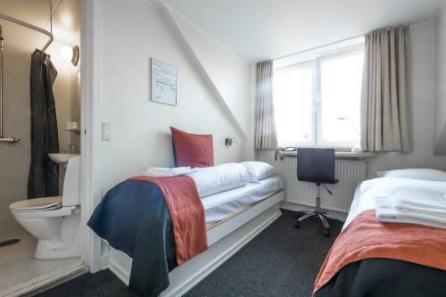 Ydes Budget Hotel