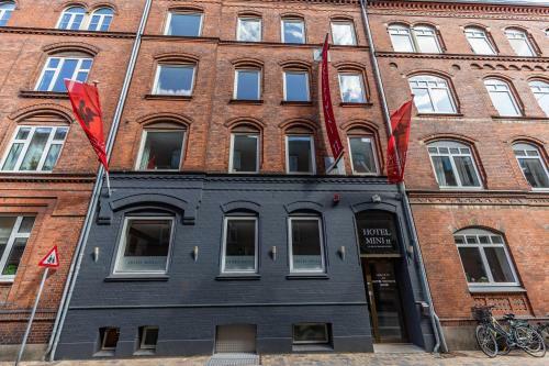 Ydes Budget Hotel