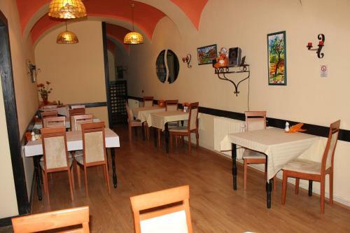Hostal Penzi�n Grand