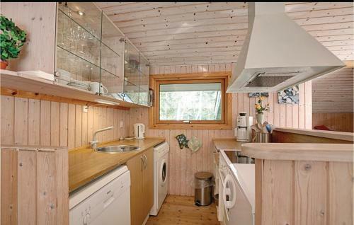 Holiday Home Skovsangervej Nex� V