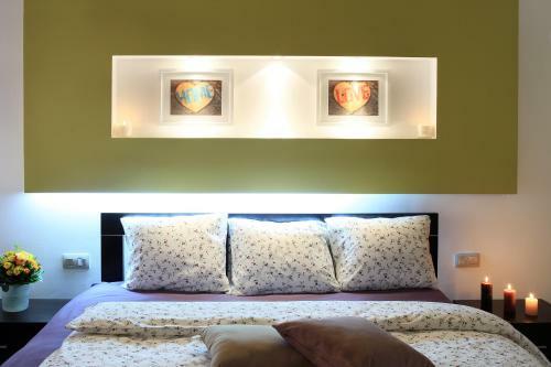 Opera Iris Apartment