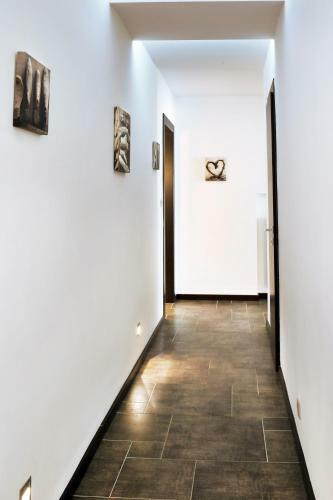 Opera Iris Apartment
