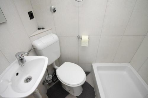Apartments With A Parking Space Hvar - 8810