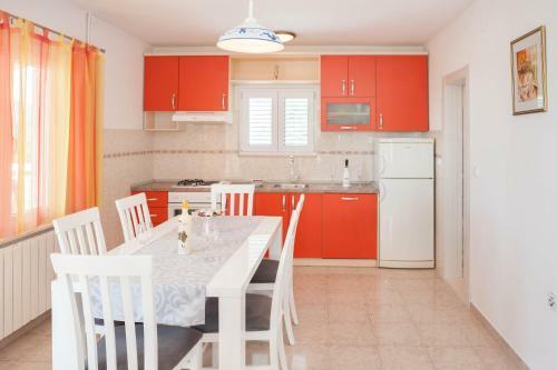 Apartments Maji?