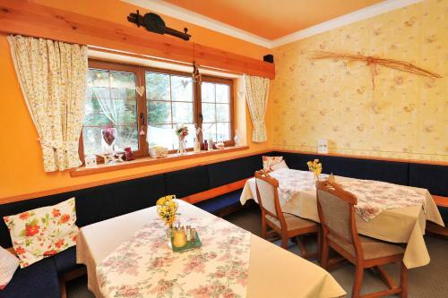Hostal Penzi�n Lamp�?