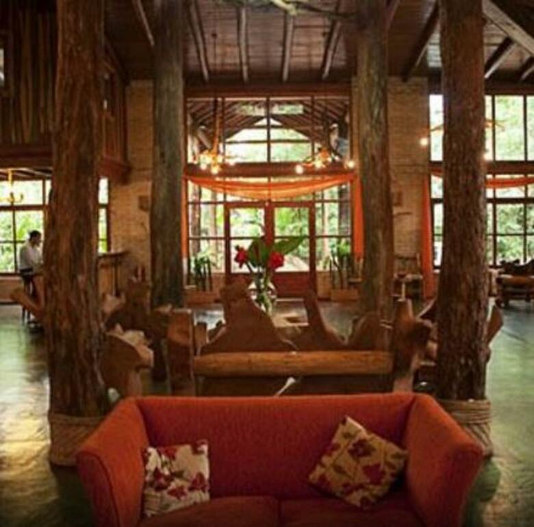 Hotel La Aldea De La Selva Lodge