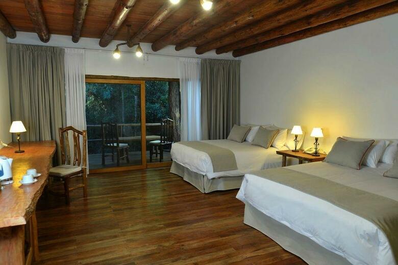 Hotel La Aldea De La Selva Lodge