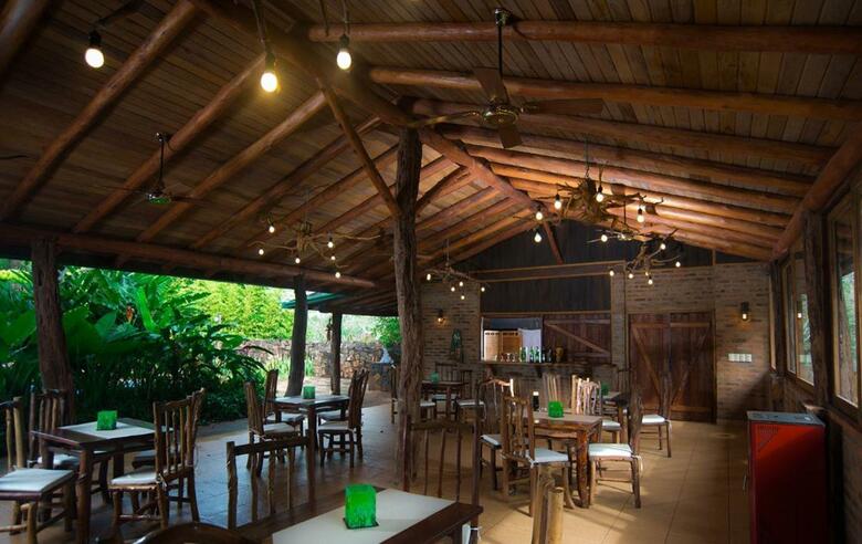 Hotel La Aldea De La Selva Lodge