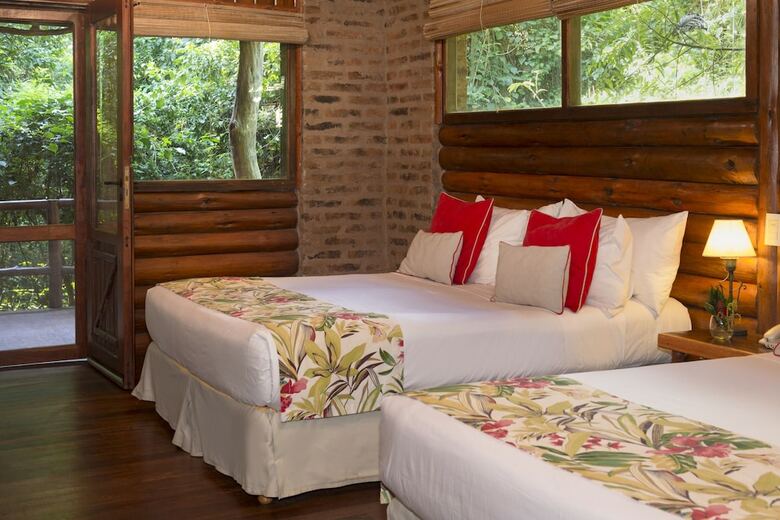 Hotel La Aldea De La Selva Lodge
