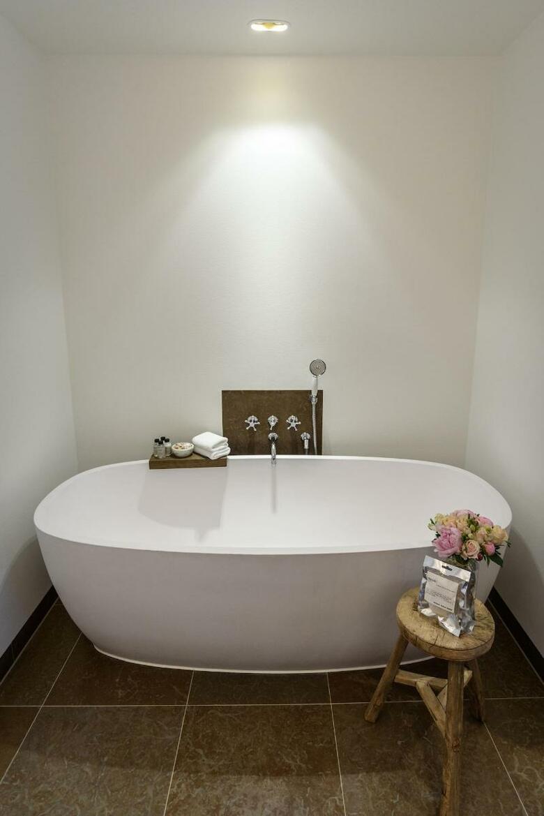 Nimb Hotel