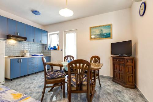 Apartment Mali Losinj 8026a