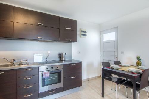 Apartments Domuzin