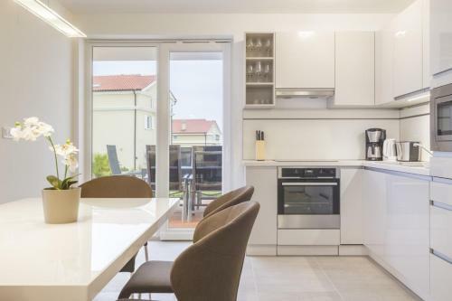 Apartments Iskra