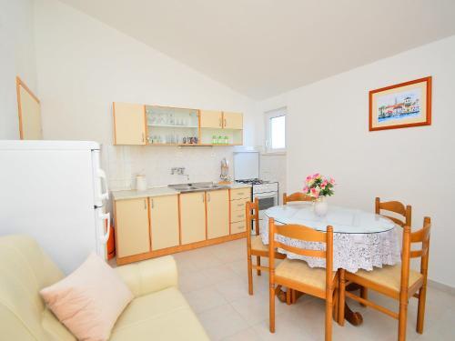 Apartamento Holiday Home Mirko