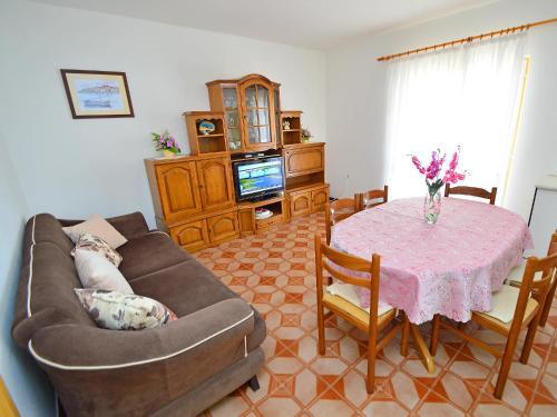 Apartamento Holiday Home Mirko
