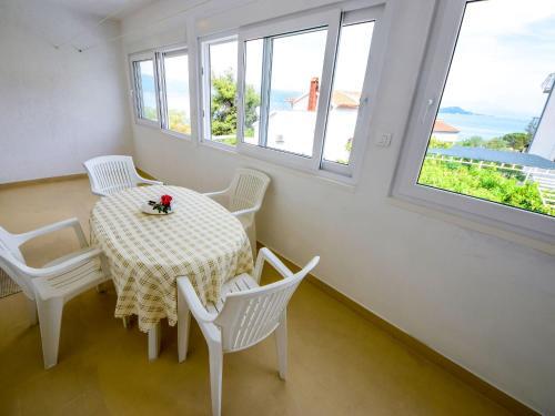Apartamento Holiday Home Mirko