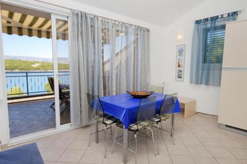 Apartment Jelsa 5723a