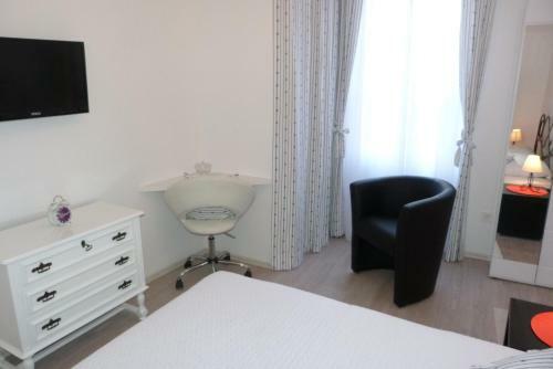 Hostal Guest House Leta