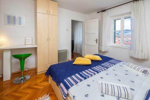 Hostal Guest House Leta