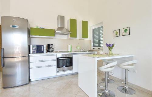 Holiday Home Mala Lozna