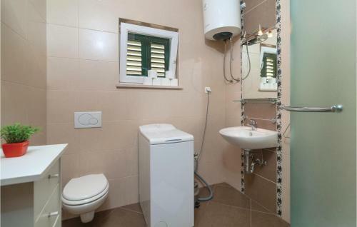 Holiday Home Mala Lozna