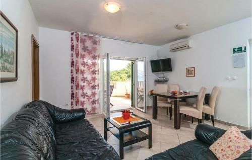 Holiday Home Mala Lozna