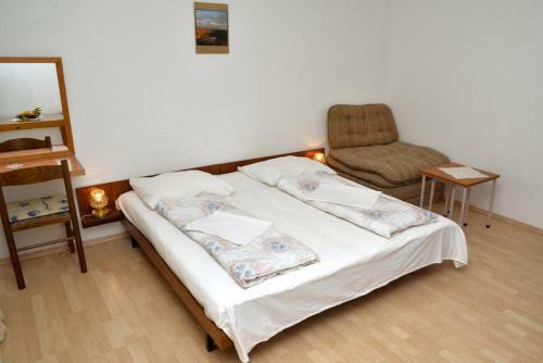 Apartments With A Parking Space Vodice - 4180
