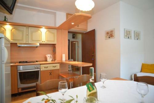 Apartments With A Parking Space Vodice - 4180