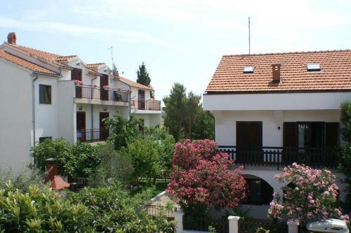 Apartments With A Parking Space Vodice - 4180
