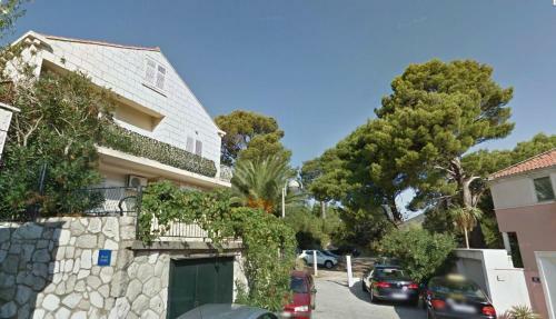 Hostal Guest House Mrdalo