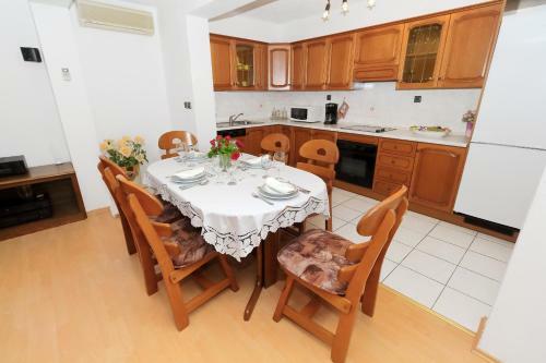 Apartment Nika