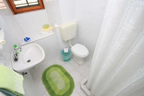 Apartment Komiza 8910b