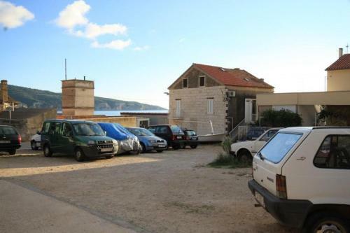 Apartment Komiza 8910b