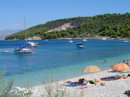 Hostal Apartments Belas