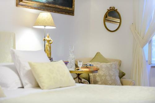 Hostal Guest House Flores
