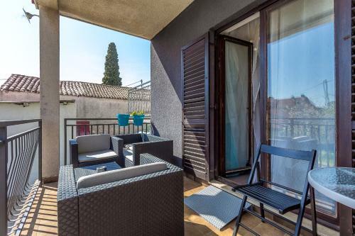 Apartments Miro